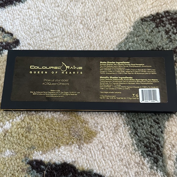 Coloured Raine Queen of Hearts Palette - Picture 5 of 5